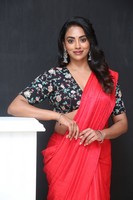 Kamakshi Bhaskarla Photo Stills